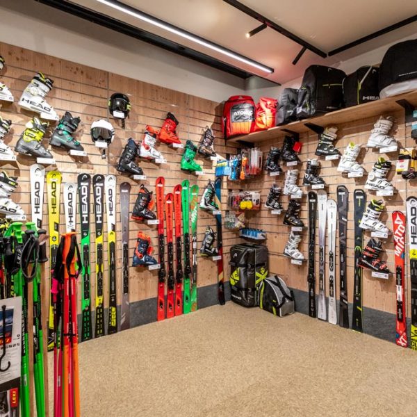 056C780F-B358-498D-B105-D7FA93AAE133